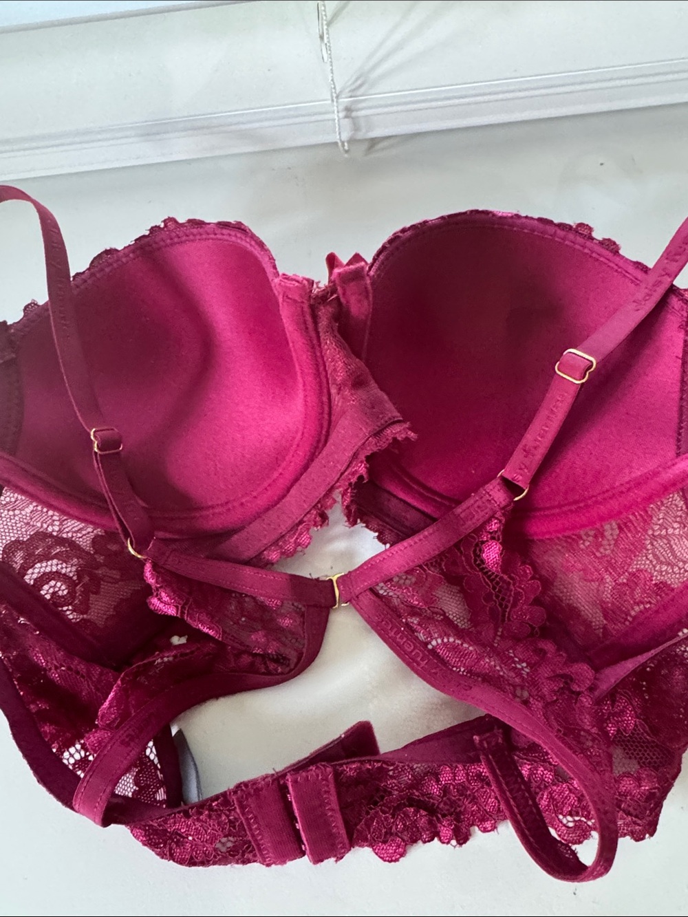 Daisy Fuentes Deep Raspberry Lace Push-Up Bra - Picture 4 of 5